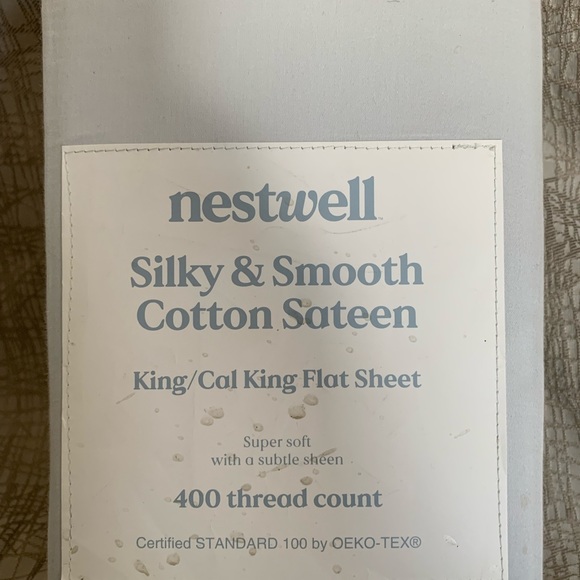Nestwell Bedding Single Flat Cal King Sheet Has A Few Specks On